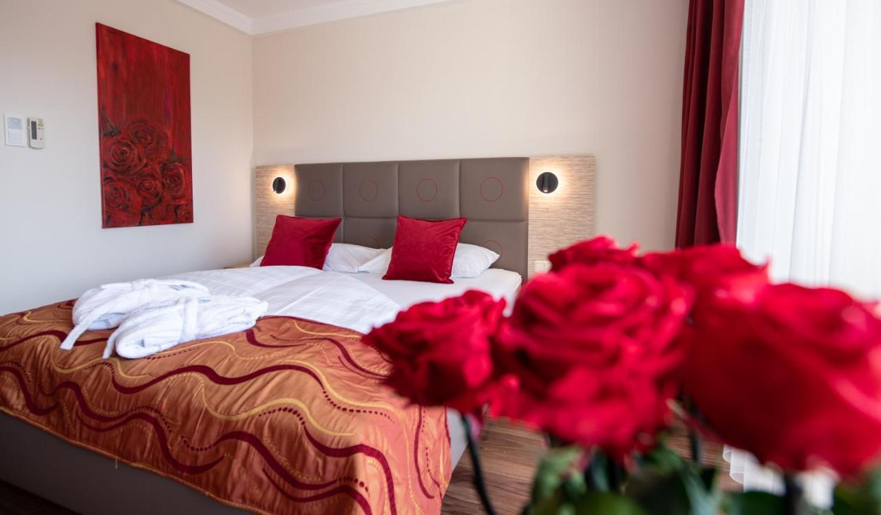Das Balance - Spa & Golf Hotel Am Woerthersee Portschach am Worthersee Bagian luar foto